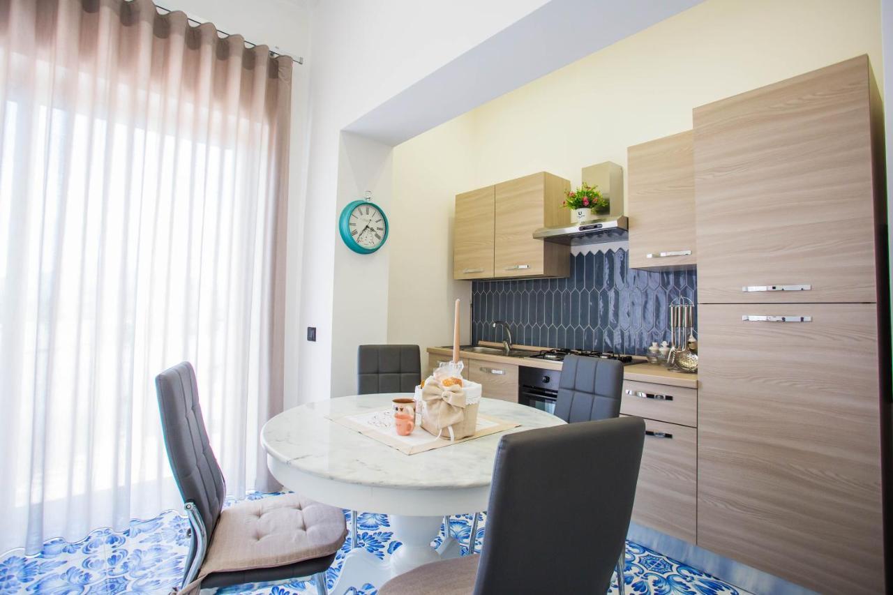 סנט'אנטוניו אבאטה Palazzo De Gregorio Apartment Pompei מראה חיצוני תמונה